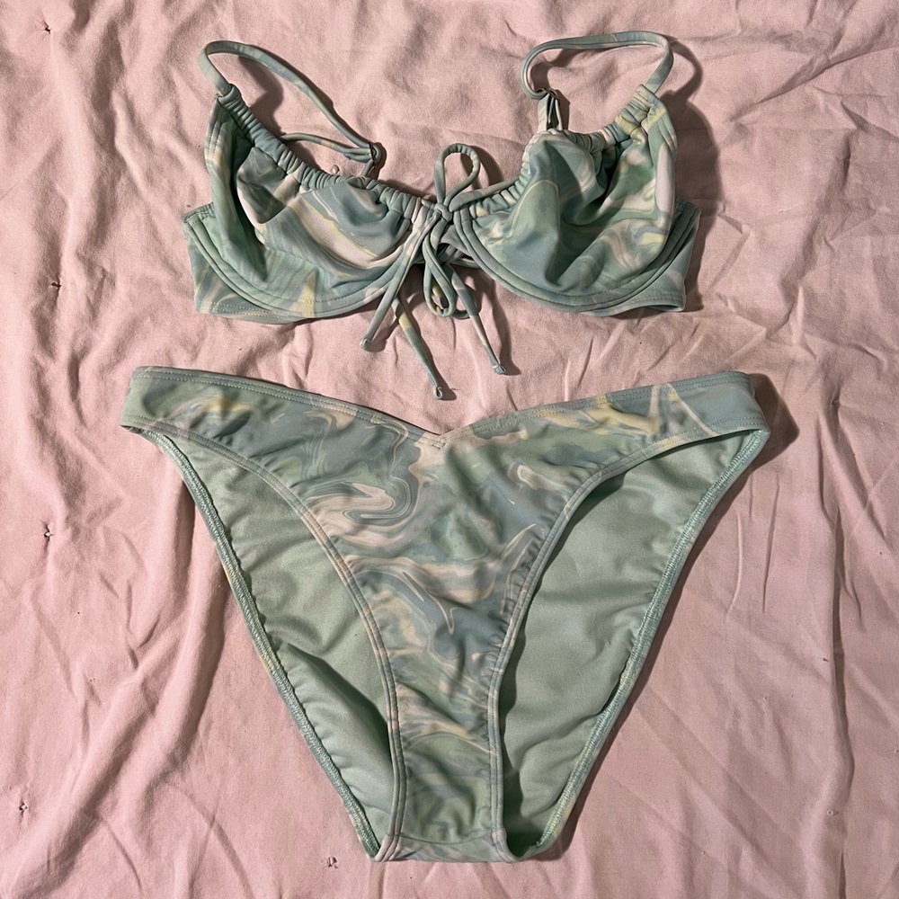 Hollister bikini set